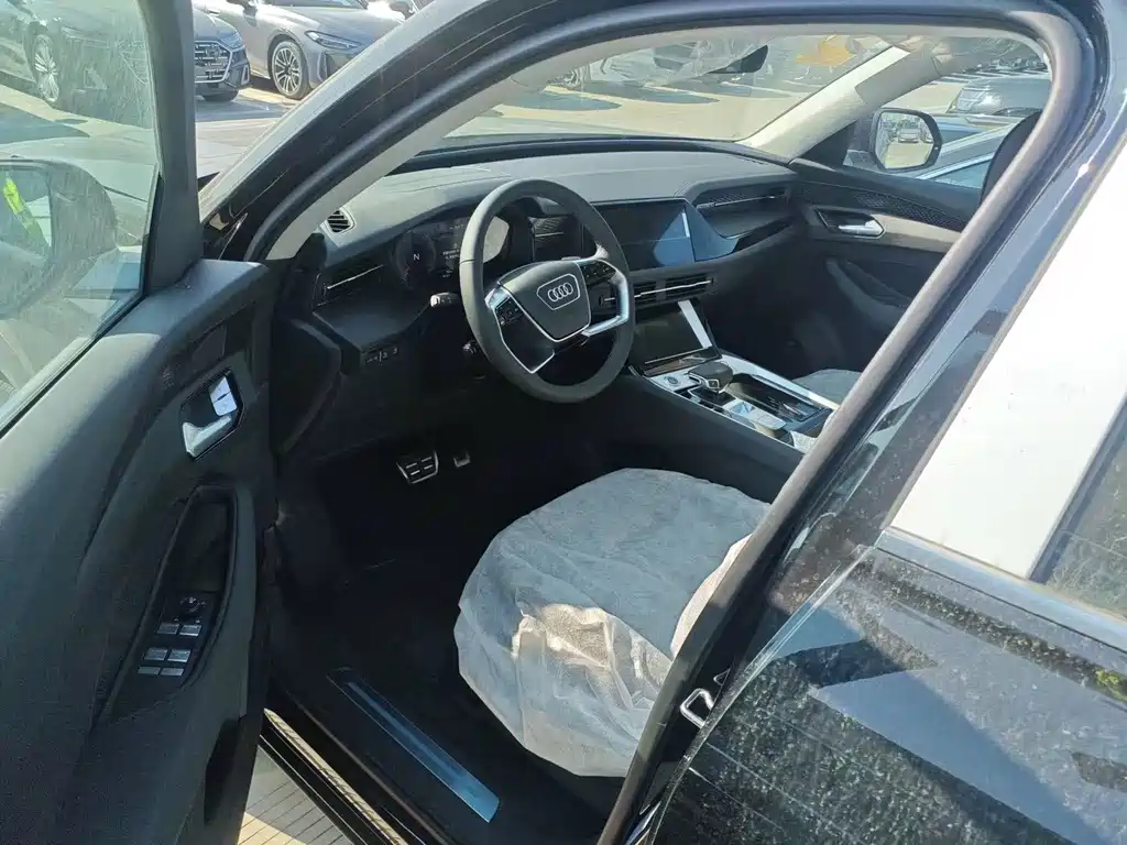 Audi Q6