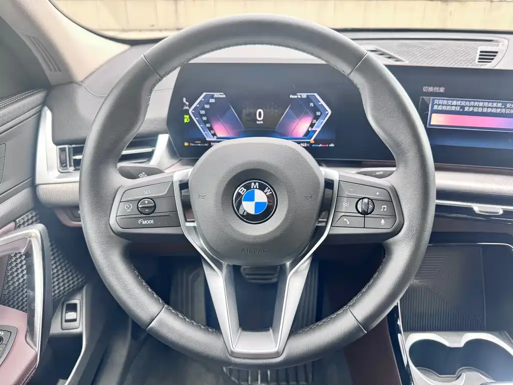 BMW X2 2025 — фото 16