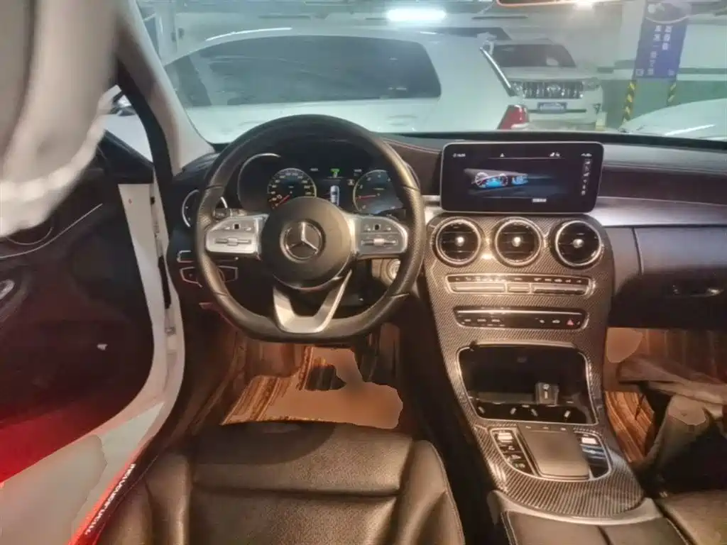Mercedes-Benz C-Class 2020 — фото 11