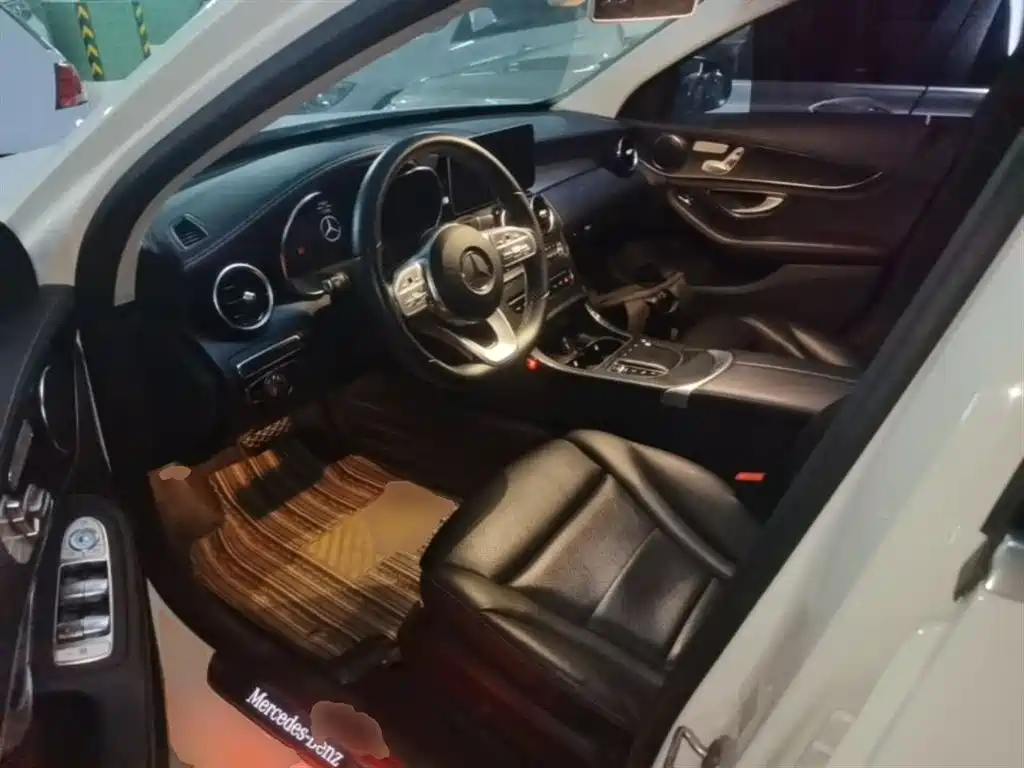 Mercedes-Benz C-Class 2020 — фото 15