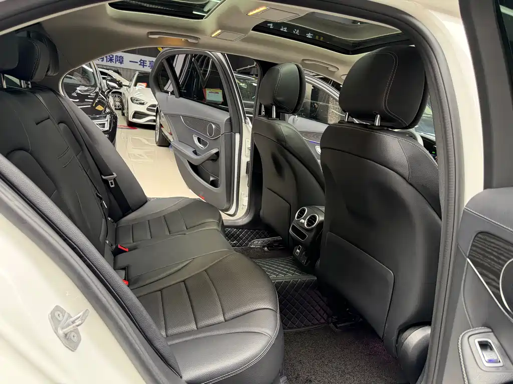 Mercedes-Benz C-Class 2021 — фото 19