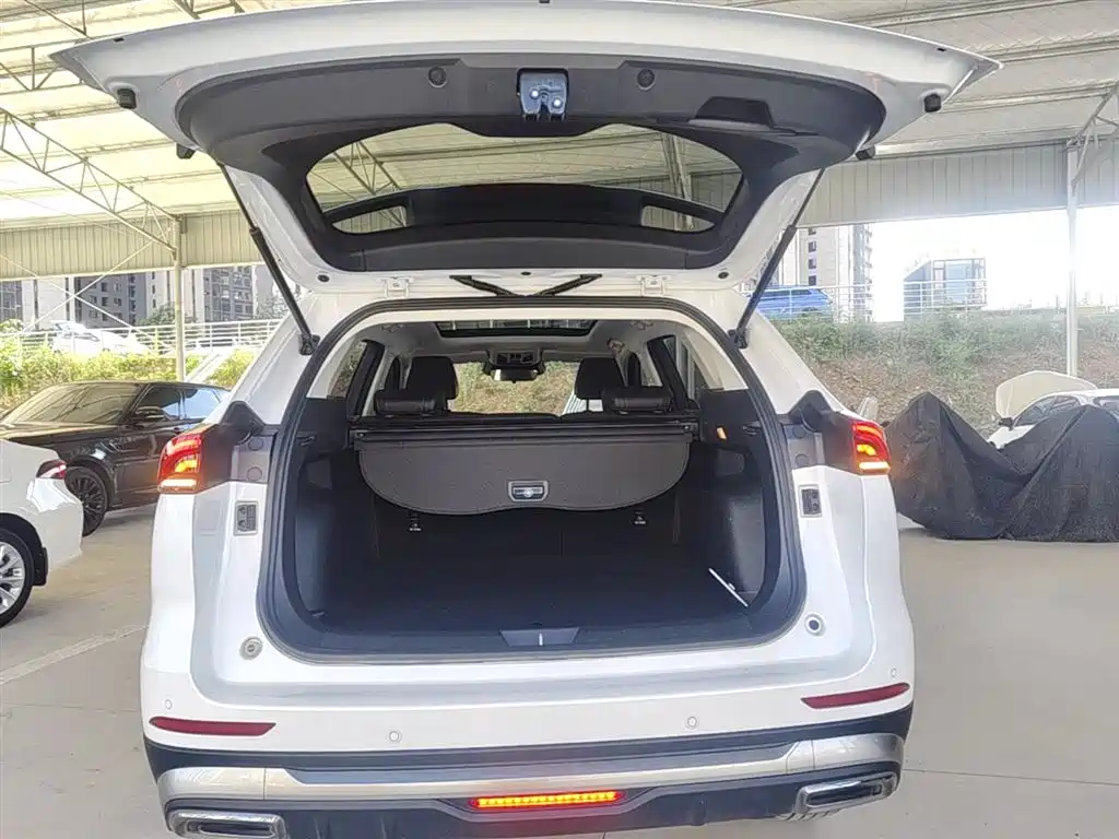 Haval H6 2023 — фото 19