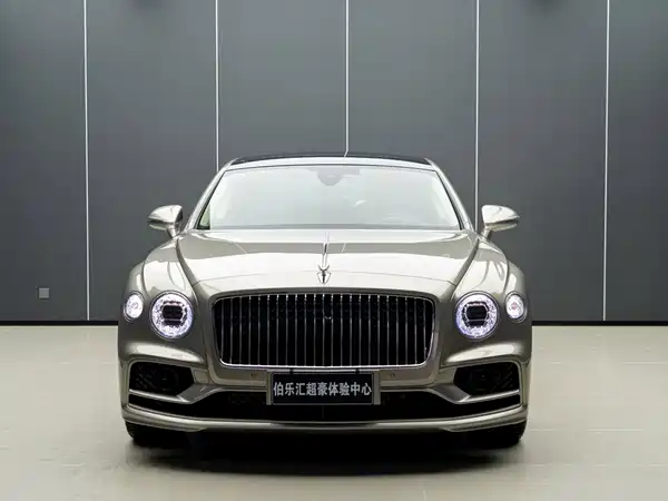 Bentley Flying Spur Plug-In Hybrid 2023