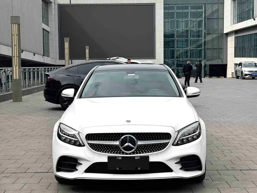 Mercedes-Benz C-Class 2019 — фото 2