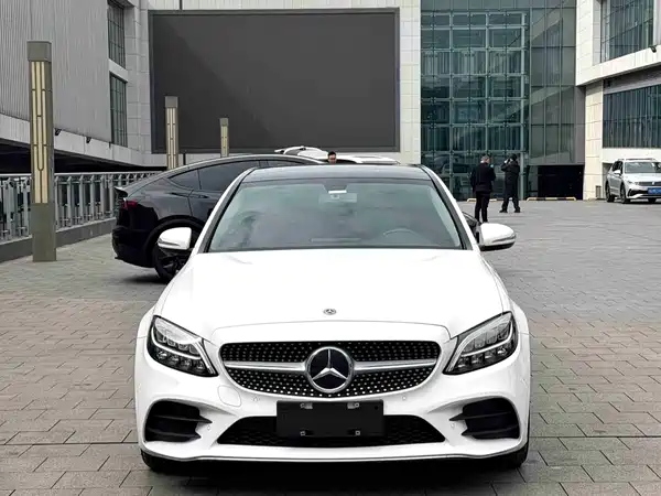 Mercedes-Benz C-Class 2019