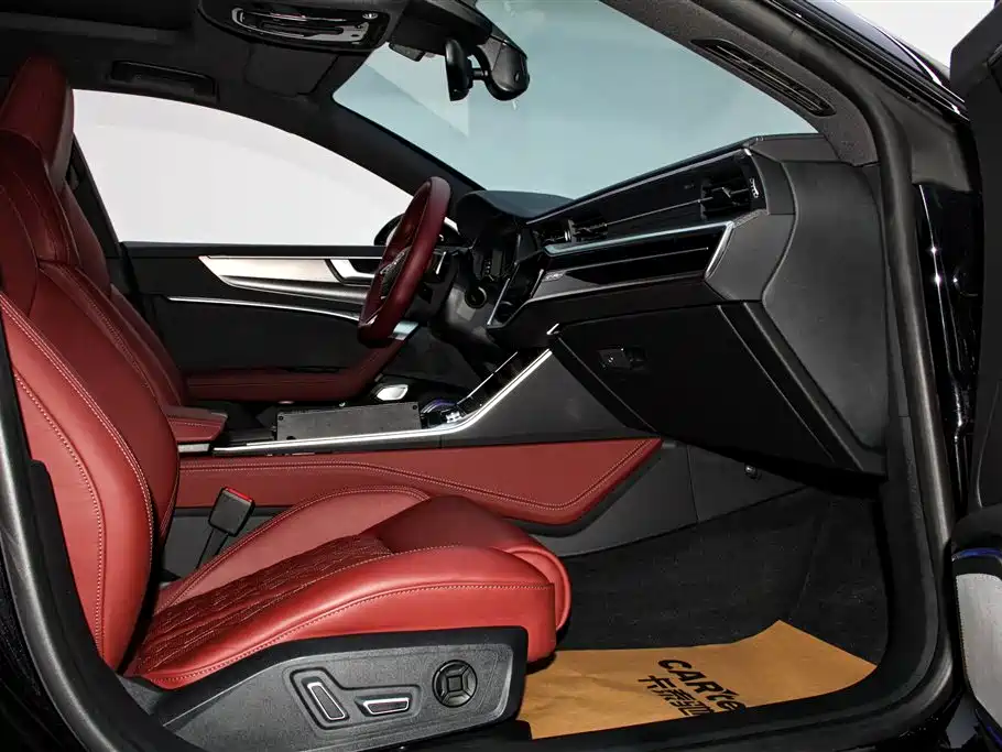 Audi A7L 2025 — фото 18
