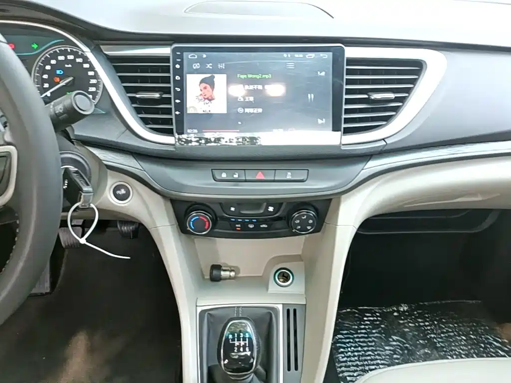 Buick Excelle GT 2018 — фото 13