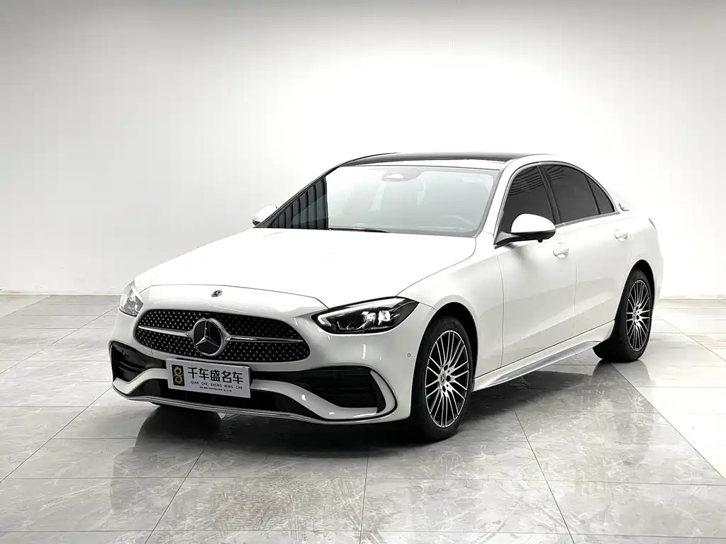 Mercedes-Benz C-Class 2024 — фото 1