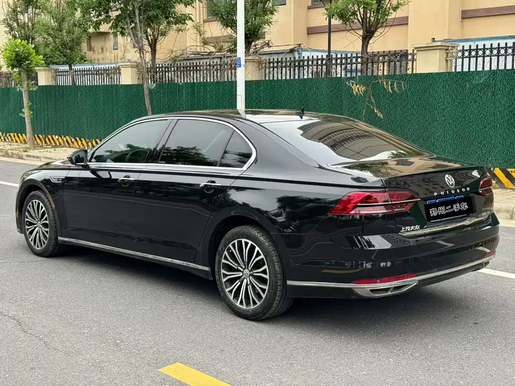 Volkswagen Phideon 2019 — фото 7