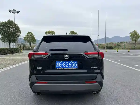 Toyota RAV4 2022