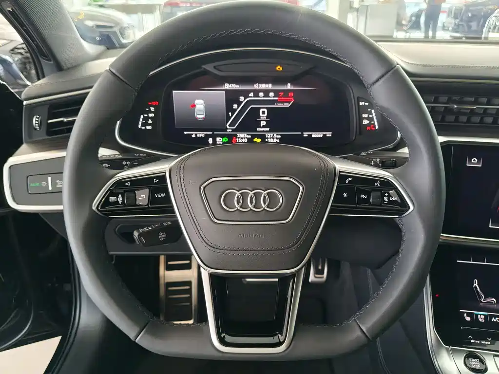 Audi A6L 2025 — фото 11