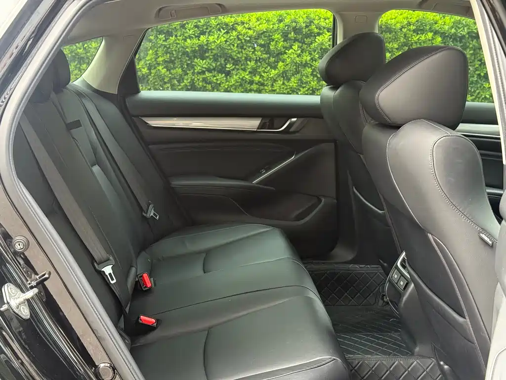 Honda Accord 2023 — фото 18