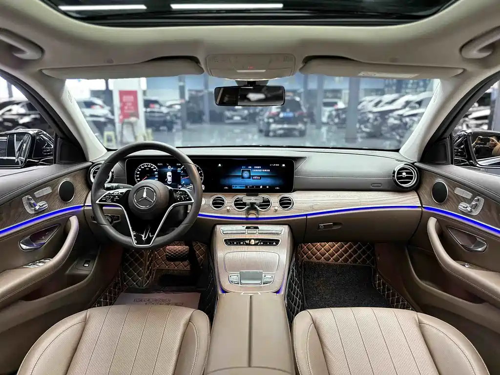 Mercedes-Benz E-Class 2023 — фото 7