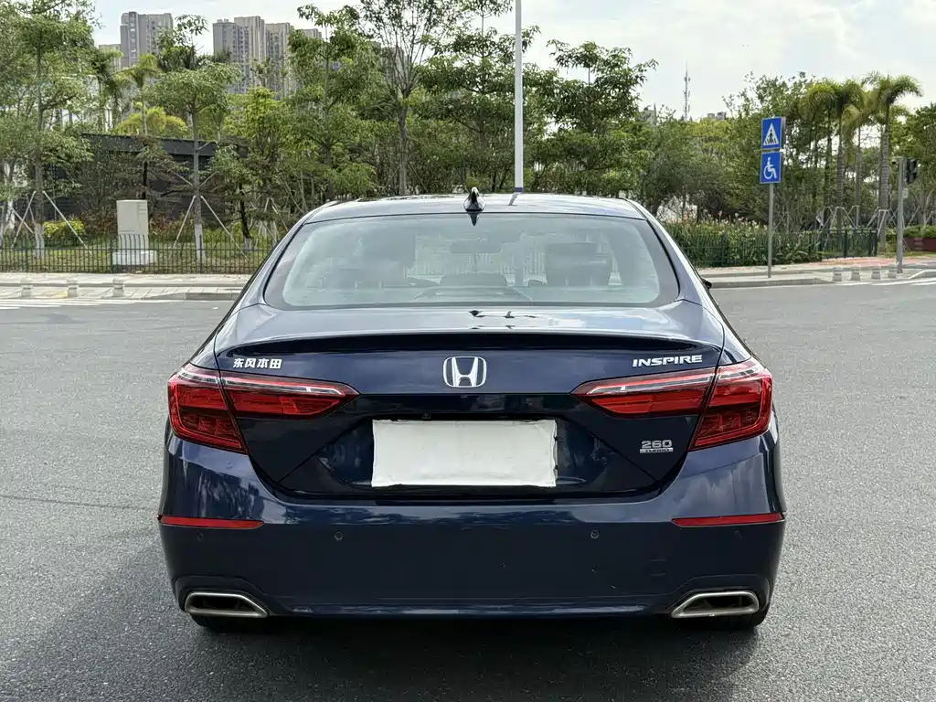 Honda Inspire 2019 — фото 12