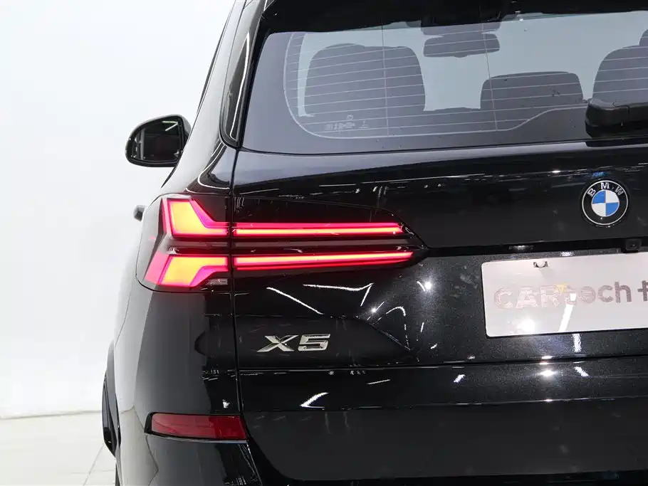BMW X5 2025 — фото 10