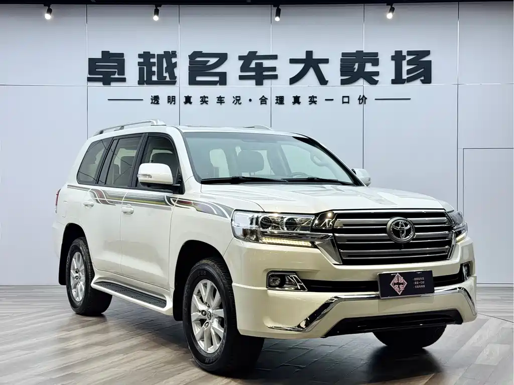 Toyota Land Cruiser 2020 — фото 3