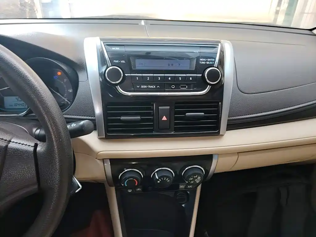 Toyota Vios 2014 — фото 13