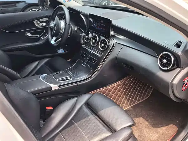 Mercedes-Benz C-Class 2021