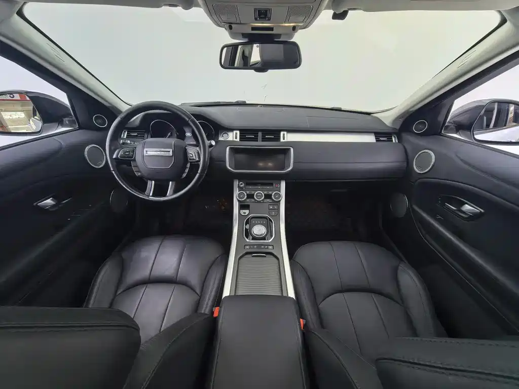Land Rover Evoque 2018 — фото 9