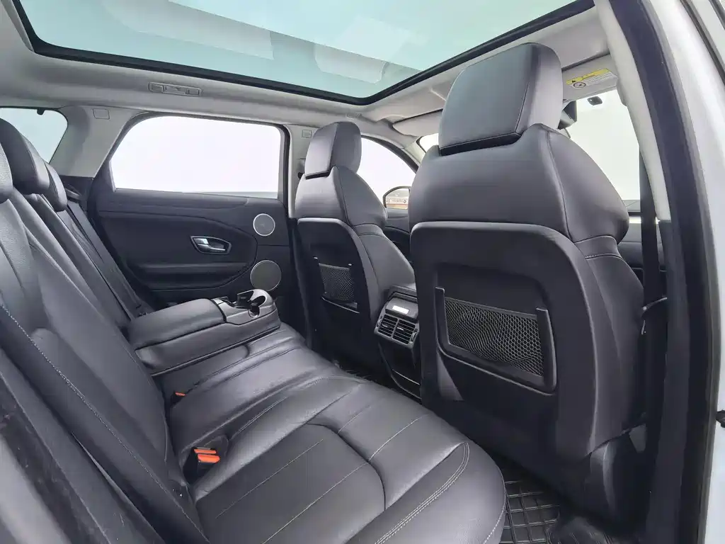 Land Rover Evoque 2018 — фото 10