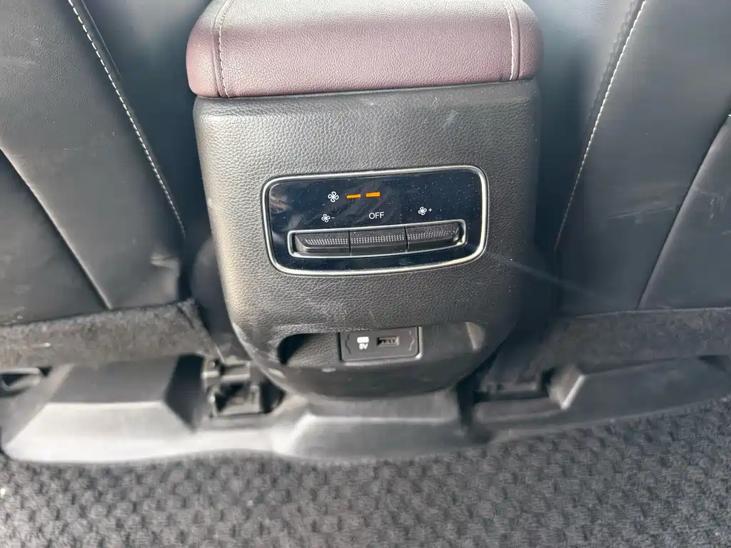 GAC Motor Trumpchi M6 2025 — фото 16