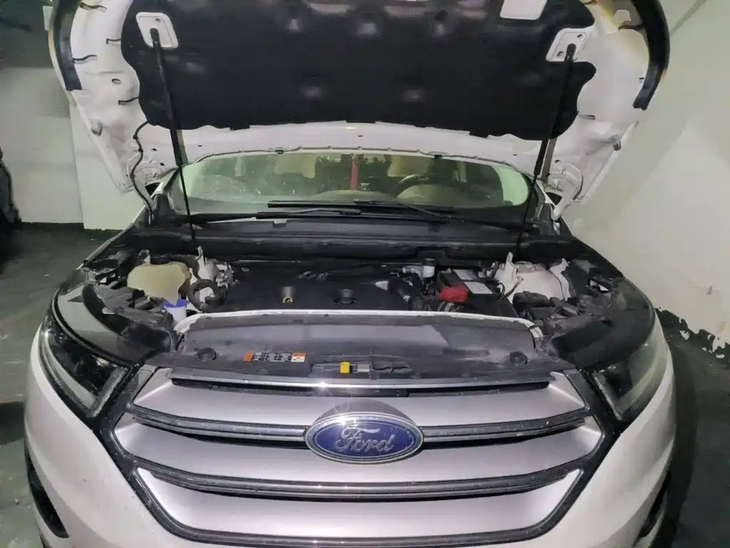 Ford Edge 2018 — фото 11