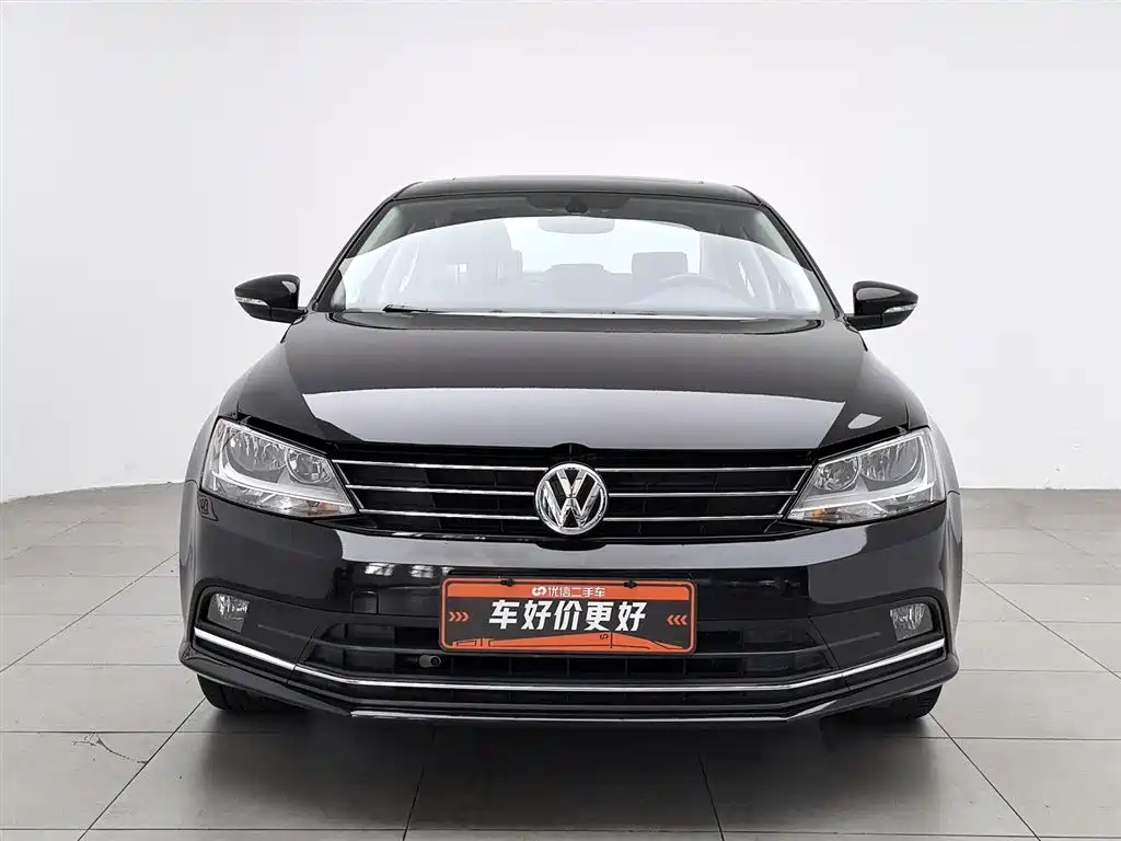 Volkswagen Sagitar 2019