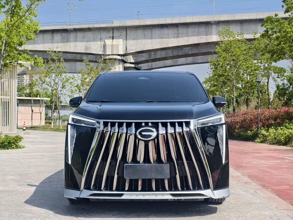GAC Motor Trumpchi M8 2025 — фото 2