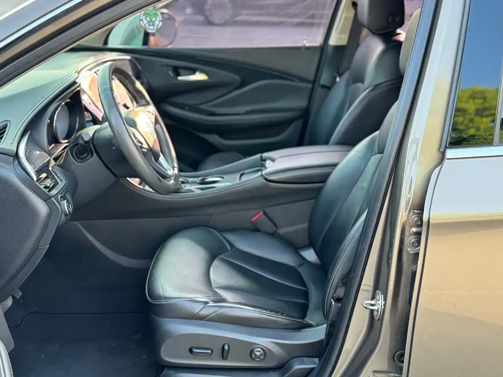 Buick Envision Plus 2017 — фото 3