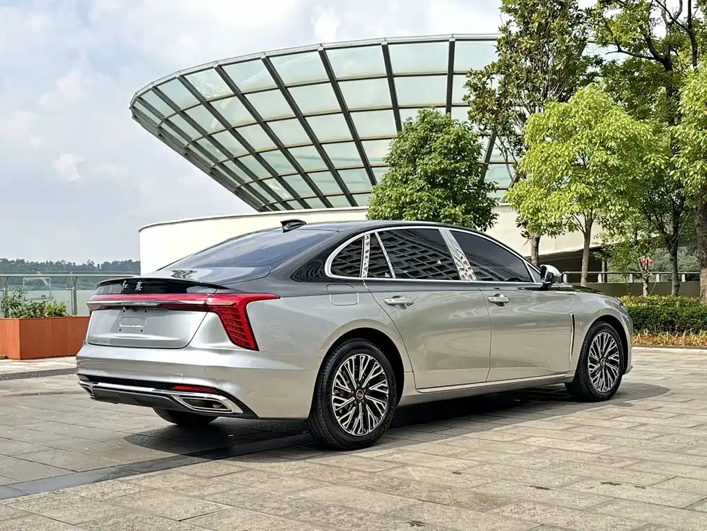 Hongqi H5 2025 — фото 24