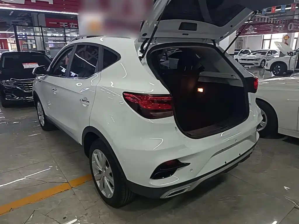 MG ZS 2022