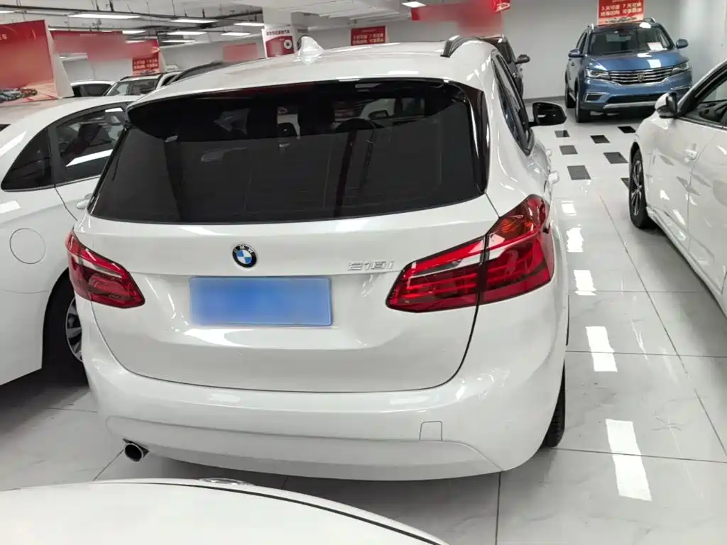 BMW 2 Series Station Wagon 2015 — фото 6
