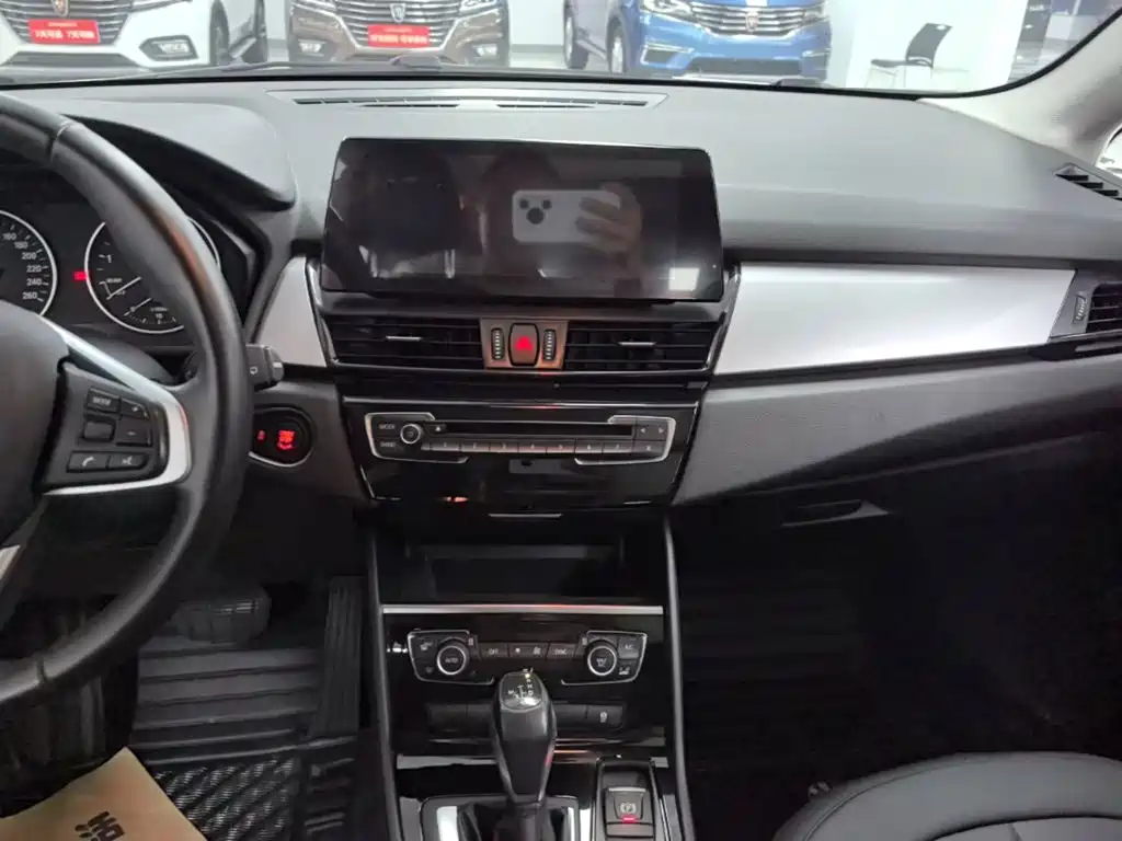 BMW 2 Series Station Wagon 2015 — фото 13