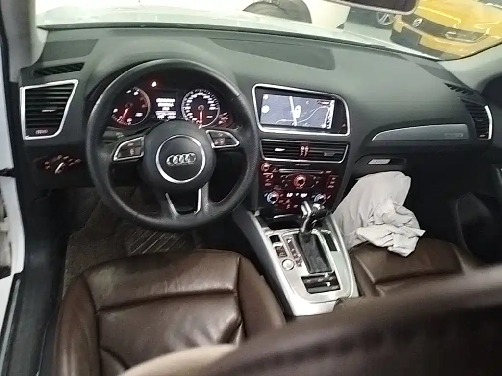 Audi Q5 2015 — фото 10