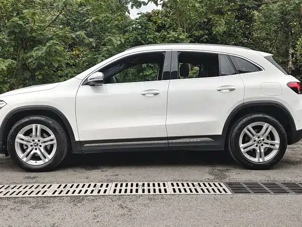 Mercedes-Benz GLA 2022