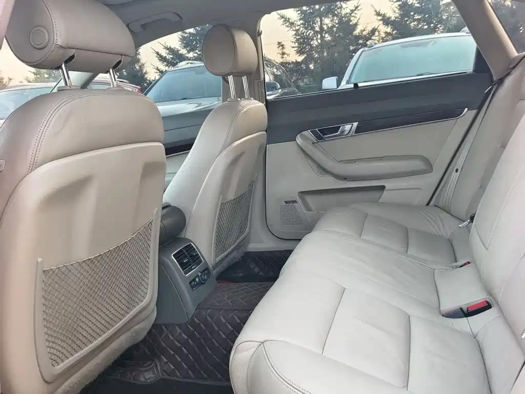 Audi A6L 2011