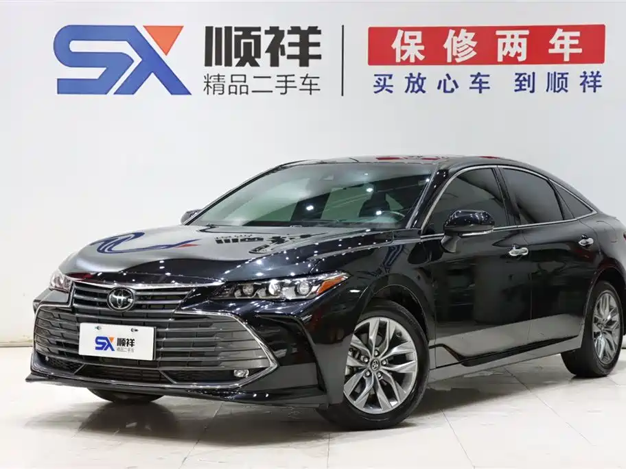 Toyota Avalon 2022 — фото 1