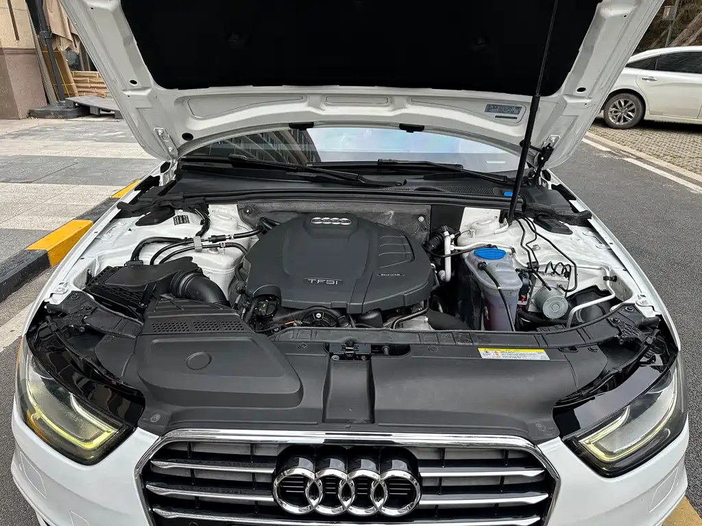 Audi A4L 2016 — фото 21