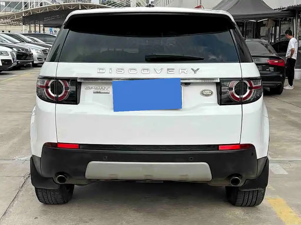 Land Rover Discovery Sport 2017 — фото 8