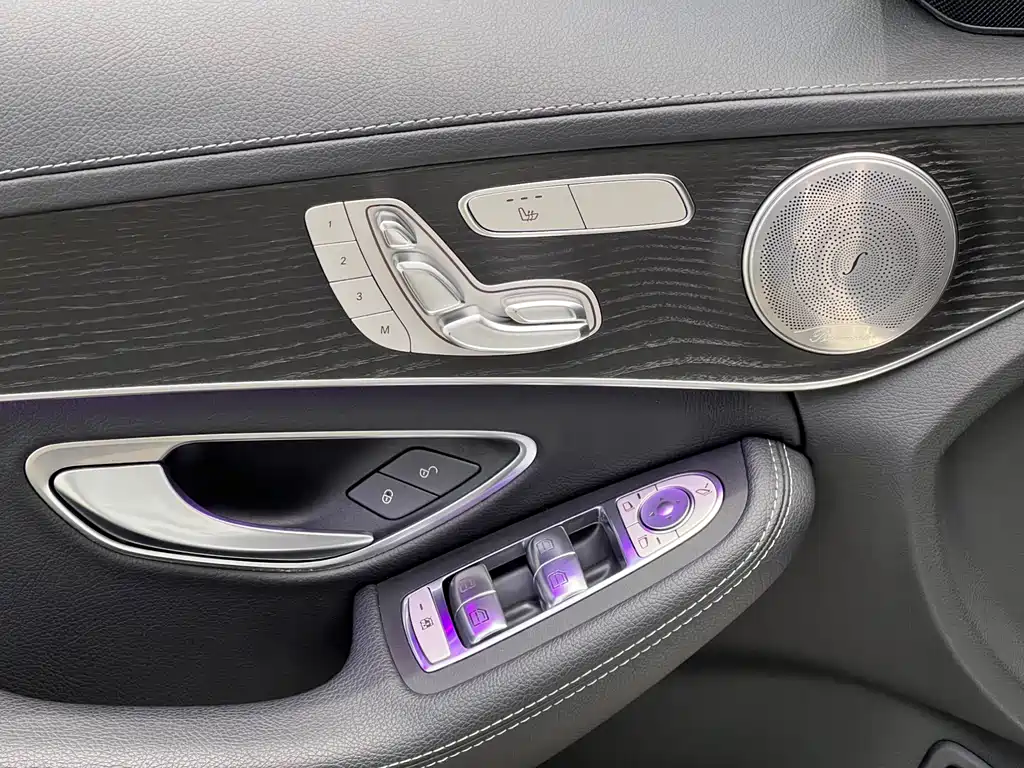 Mercedes-Benz C-Class 2021 — фото 11