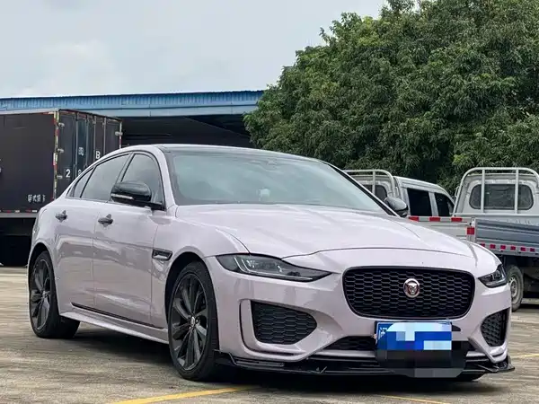 Jaguar XEL 2020