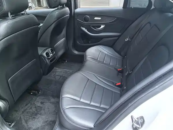 Mercedes-Benz C-Class 2019