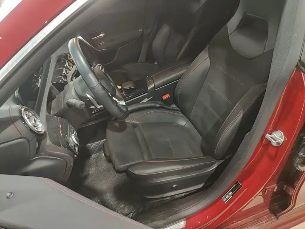 Mercedes-Benz CLA 2020 — фото 15