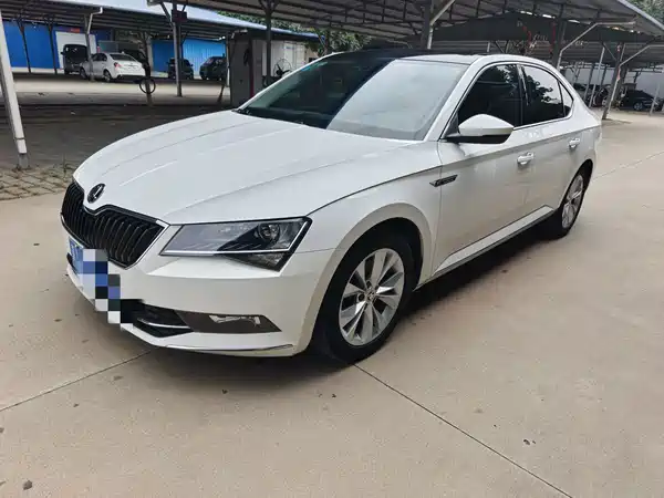 Skoda Superb 2019