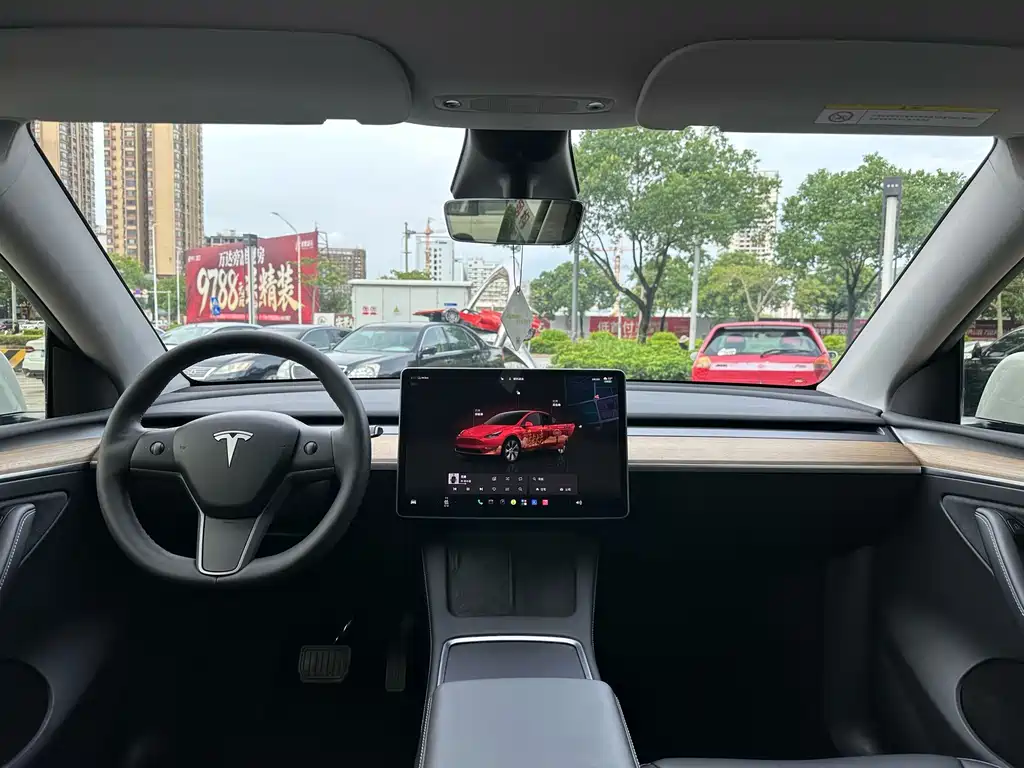 Tesla Model Y 2023 — фото 15