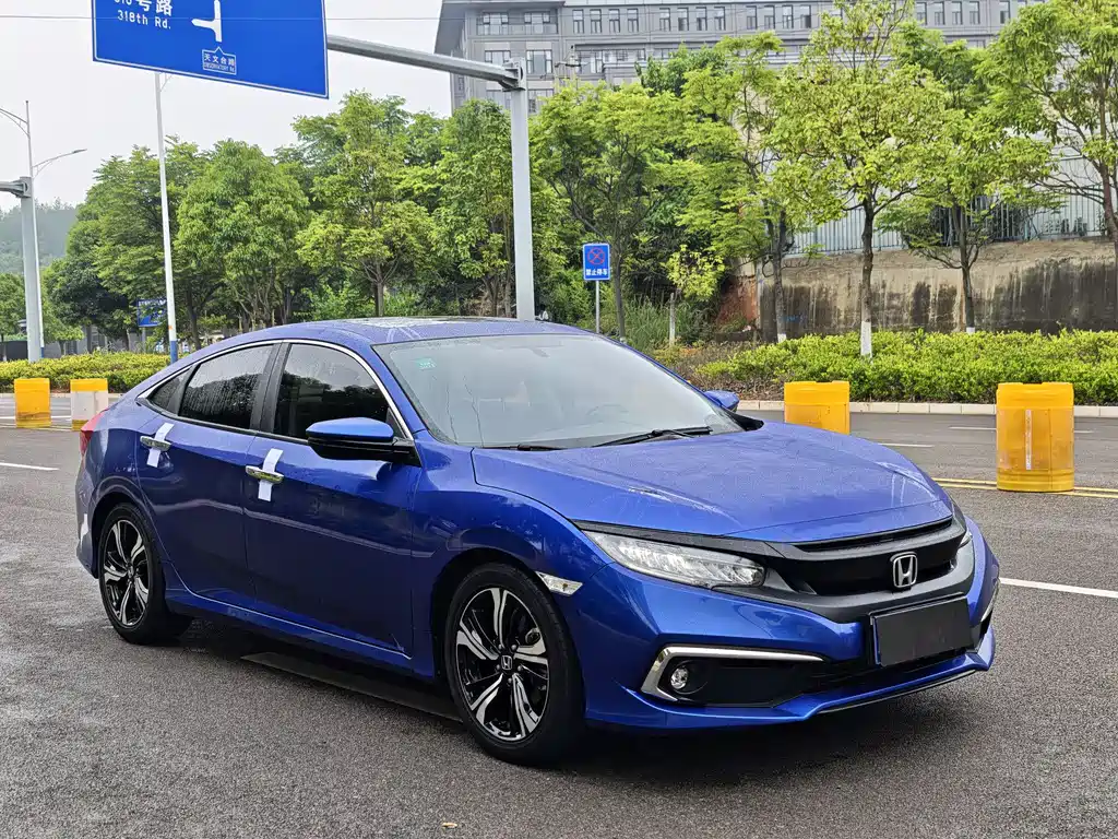 Honda Civic 2019 — фото 3