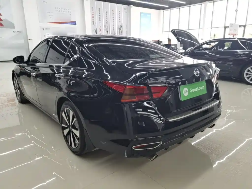 Nissan Teana 2022