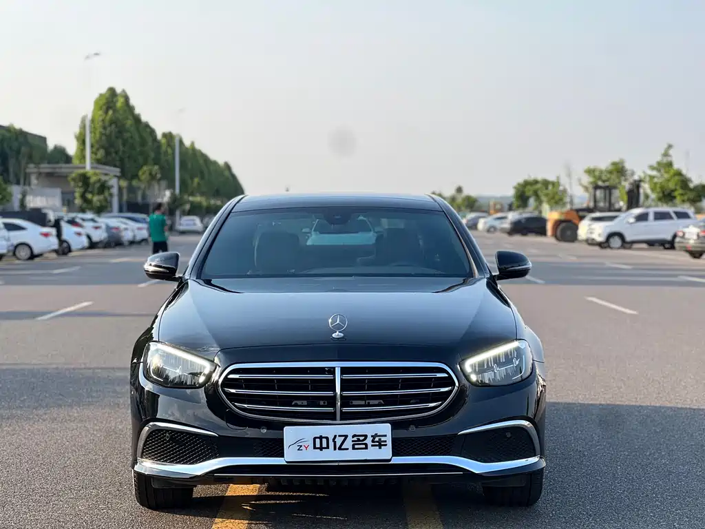 Mercedes-Benz E-Class 2021 — фото 4