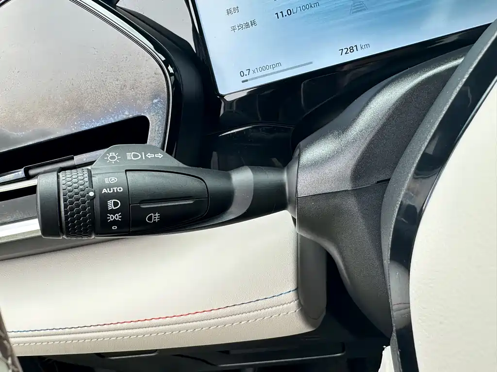 Geely Xingyue L 2025 — фото 18