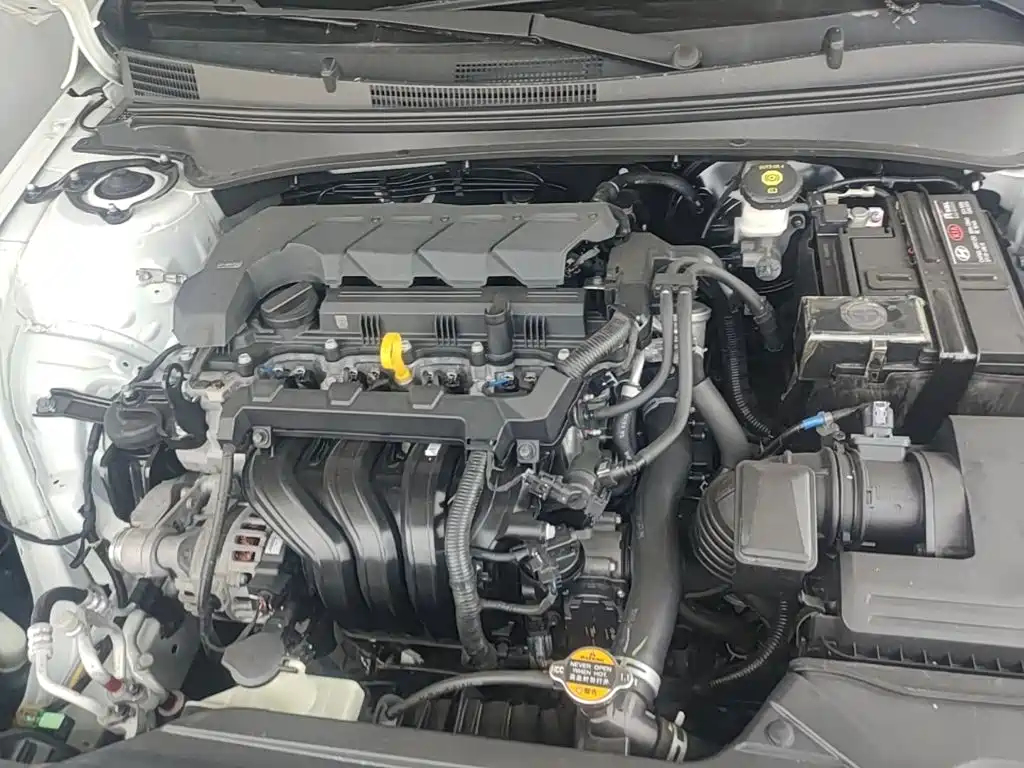 Hyundai Elantra 2021 — фото 20